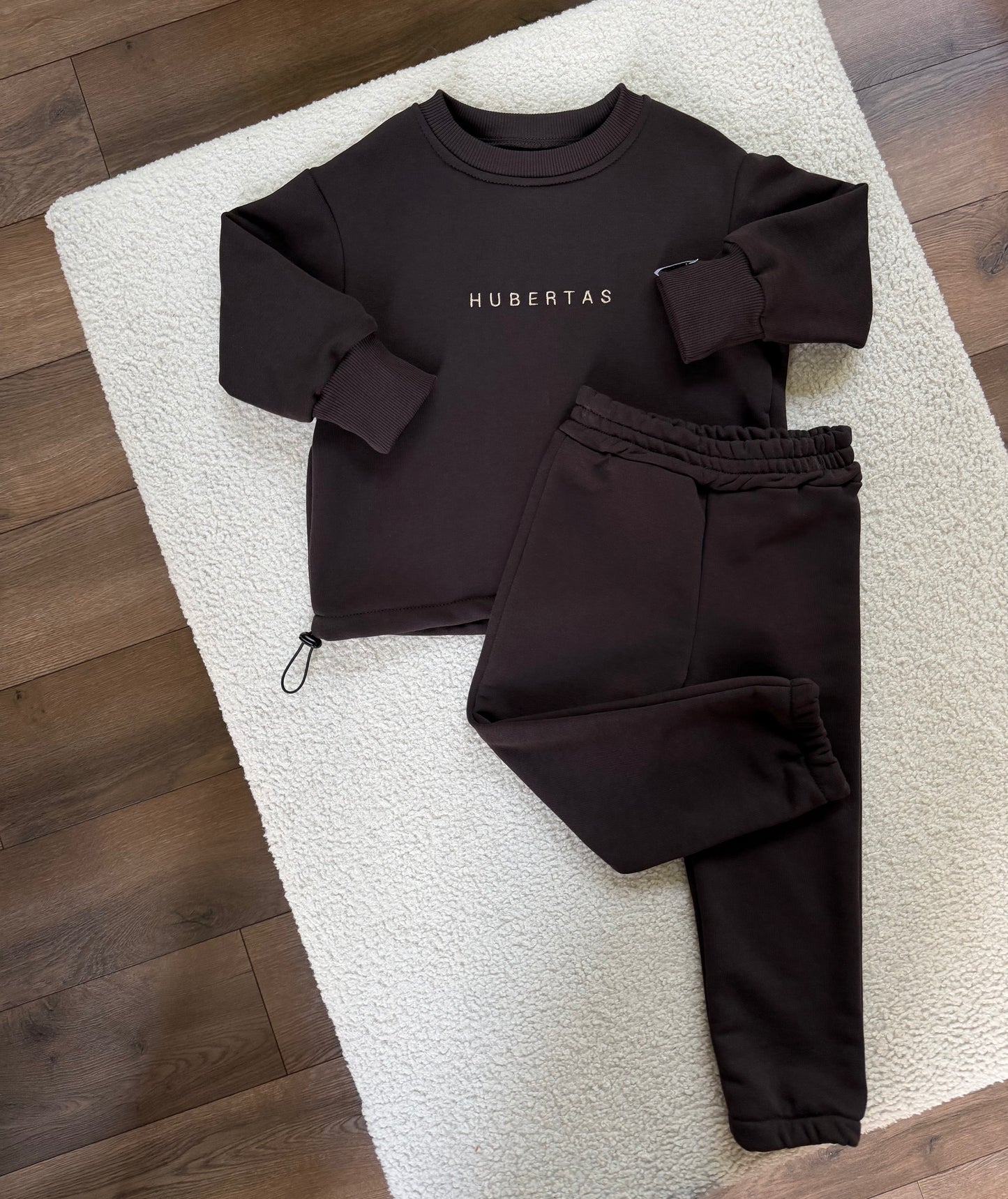 Kostiumėlis COMFY 3.0 su užrašu